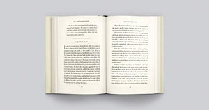 Unfolding Grace: 40 Guided Readings through the Bible (Hardcover),Used