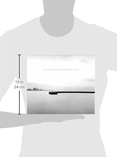 At City's Edge: Photographs of Chicago's Lakefront (Center for American Places  Center Books on American Places),Used