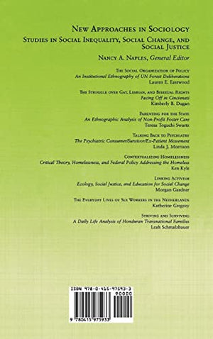 Striving and Surviving: A Daily Life Analysis of Honduran Transnational Families (New Approaches in Sociology),Used