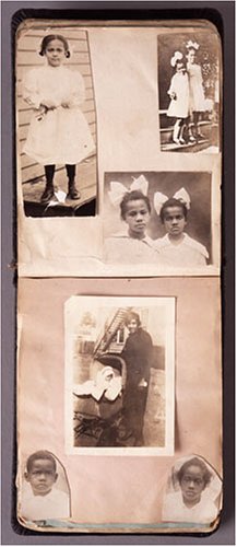 Snapshot Chronicles: Inventing the American Photo Album,Used