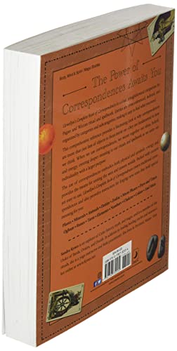Llewellyn's Complete Book of Correspondences: A Comprehensive & CrossReferenced Resource for Pagans & Wiccans (Llewellyn's Comp,Used