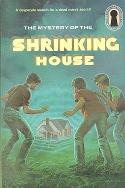 MYSTERY OF THE SHRINKING HOUSE (The Three Investigators Mystery Series, 18),Used