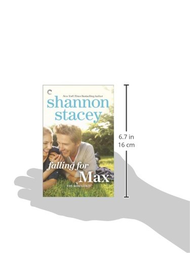 Falling for Max (The Kowalskis),Used