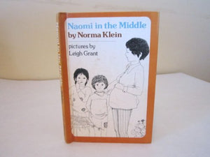 Naomi in the Middle,Used
