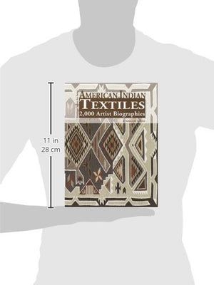 American Indian Textiles: 2,000 Artist Biographies : With Value/Price Guide (American Indian Art),Used