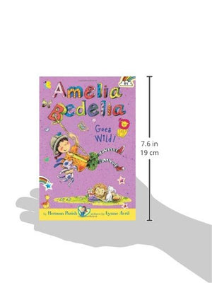 Amelia Bedelia Chapter Book #4: Amelia Bedelia Goes Wild!,Used