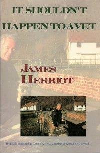 It Shouldn't Happen to a Vet (Thorndike Press Large Print Paperback Series),Used