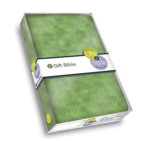 Life & Style Gift Bible  Green Polka Squares: Spring Line 2005 (Bible NCV),New