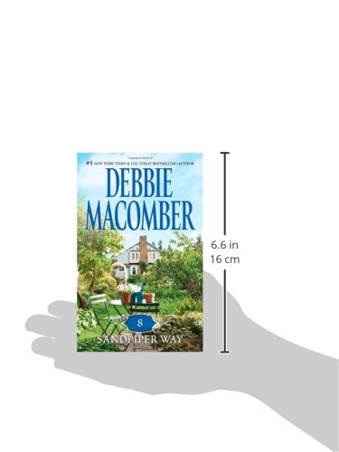 8 Sandpiper Way (A Cedar Cove Novel),Used