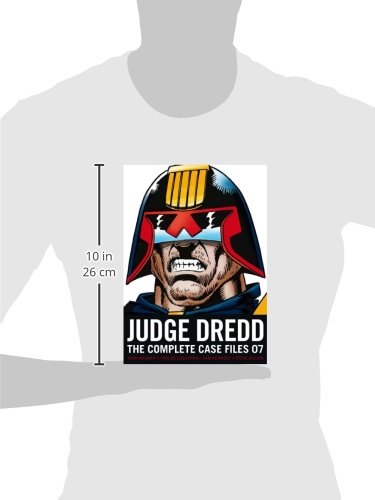 Judge Dredd: The Complete Case Files 07 (7)