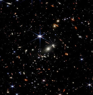 The Secret Life of the Universe: An Astrobiologist's Search for the Origins and Frontiers of Life,New