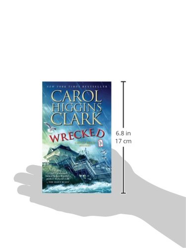 Wrecked (A Regan Reilly Mystery),Used