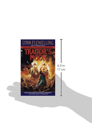Traitor's Moon (Nightrunner, Vol. 3),Used
