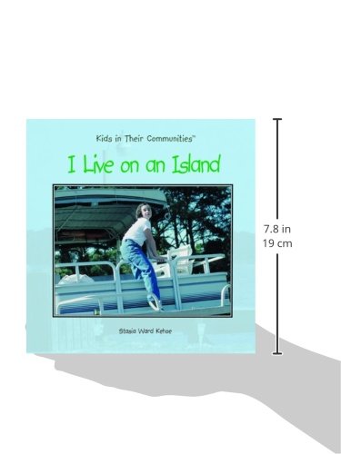 I Live on an Island (Kids in Their Communities),Used