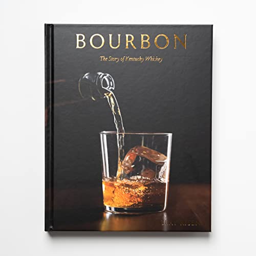 Bourbon [Boxed Book & Ephemera Set]: The Story of Kentucky Whiskey,Used