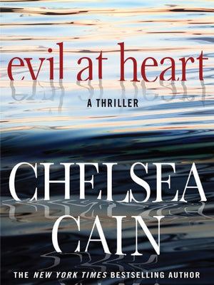 Evil at Heart (Thorndike Large Print Crime Scene),Used