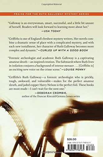 A Dying Fall: A Ruth Galloway Mystery (Ruth Galloway Mysteries)