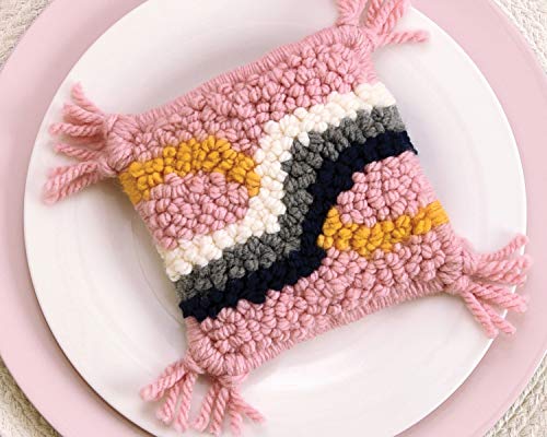 Pretty Punch Needle: Modern Projects, Creative Techniques, and Easy Instructions for Getting Started,Used