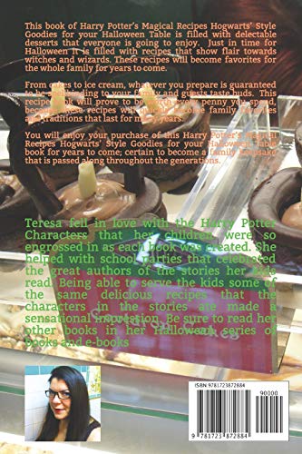 Harry Potters Magical Recipes: Hogwarts Style Goodies for your Halloween Table,Used