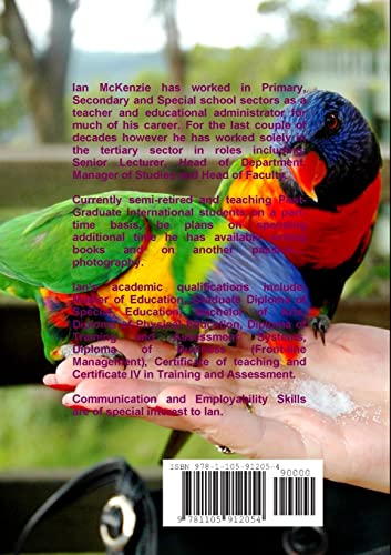 Understanding Australian English : An Essential Guide to assist in Understanding Aussies and being Understood by Aussies in Aust,Used