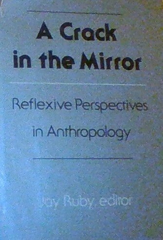 Hosts and Guests: The Anthropology of Tourism,Used