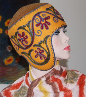 Fabulous Felt Hats: Dazzling Designs from Handmade Felt,Used
