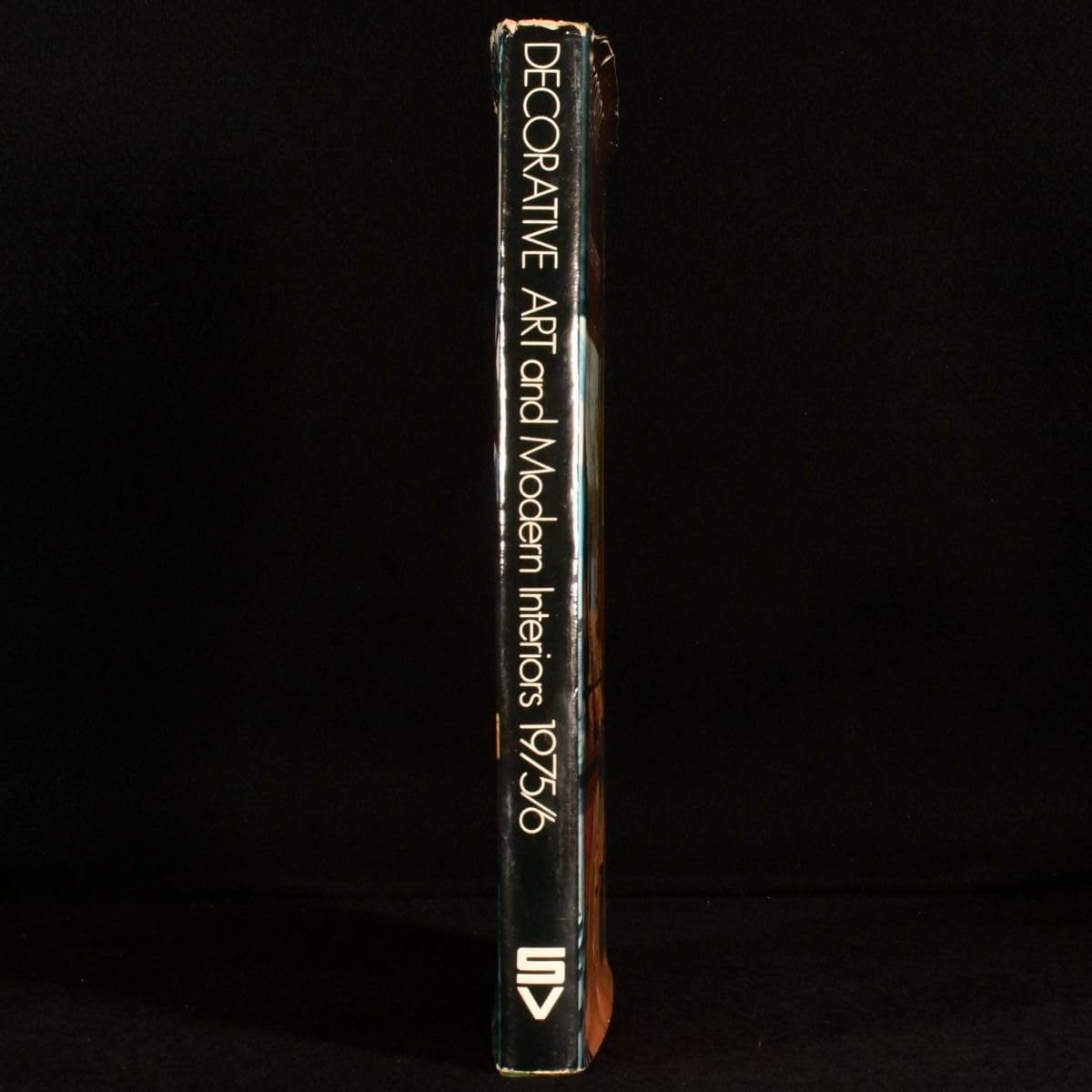 Decorative Art and Modern Interiors 1975/76 Volume 65,Used