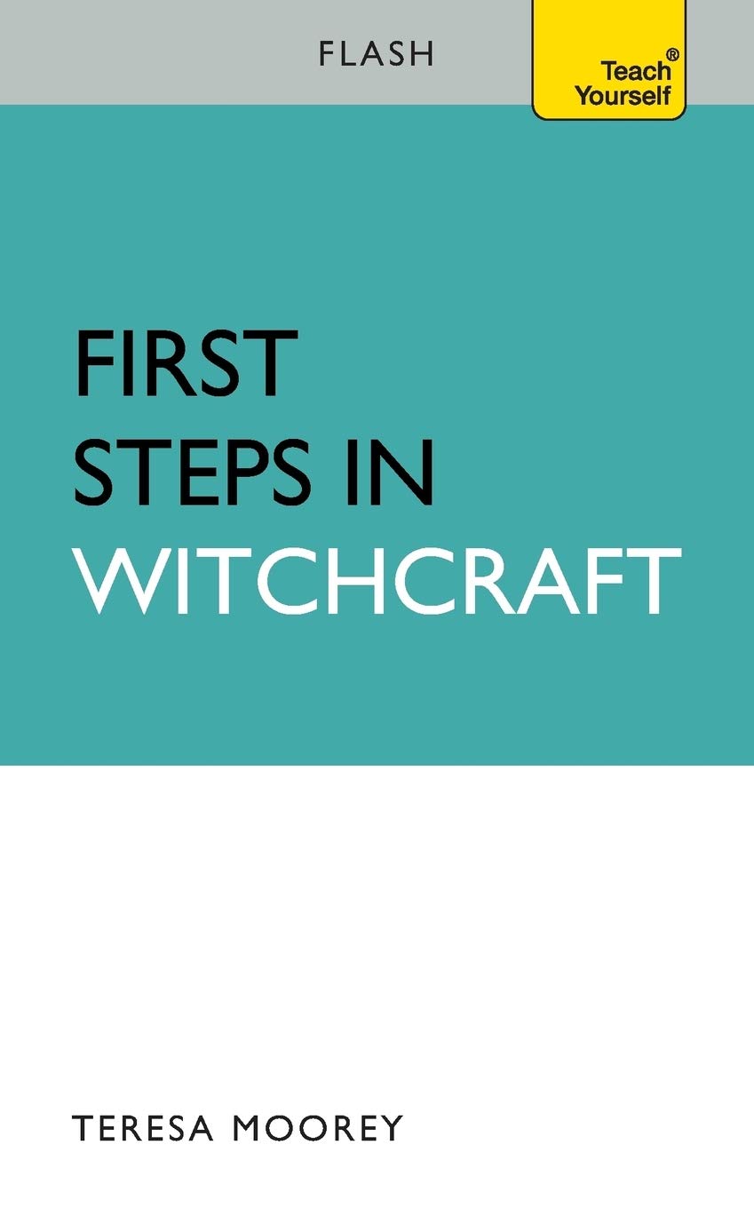 First Steps In Witchcraft: Flash (Flash (Hodder Education)),New