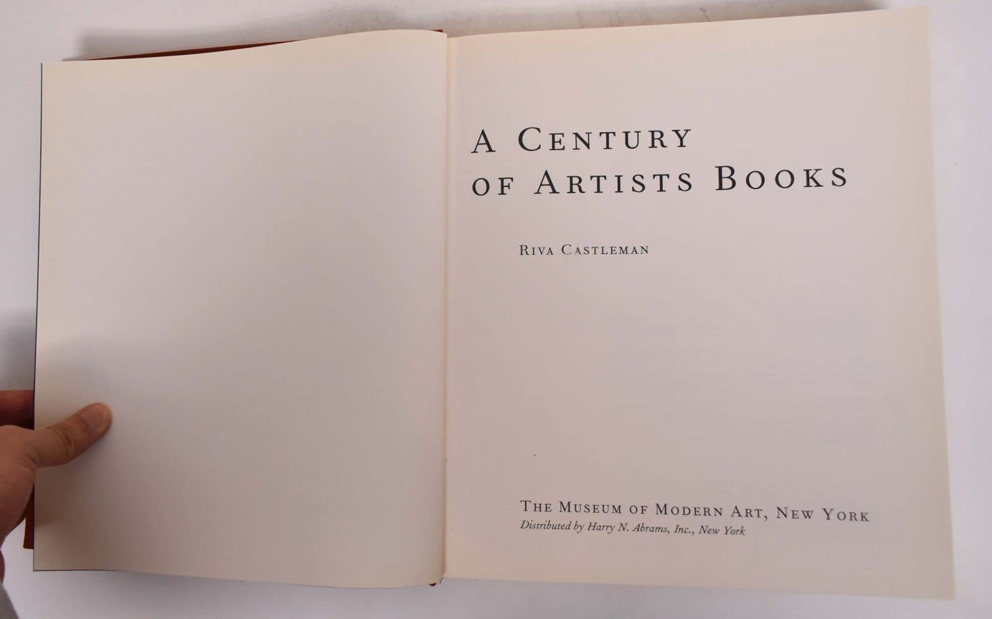 A Century Of Artists Books-new