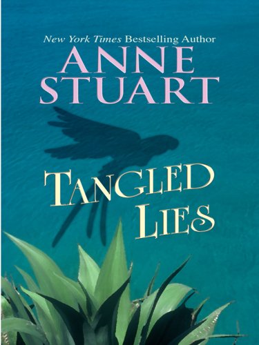 Tangled Lies (Thorndike Press Large Print Romance Series),Used