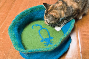 Kitty Knits: Projects for Cats and Their People,Used