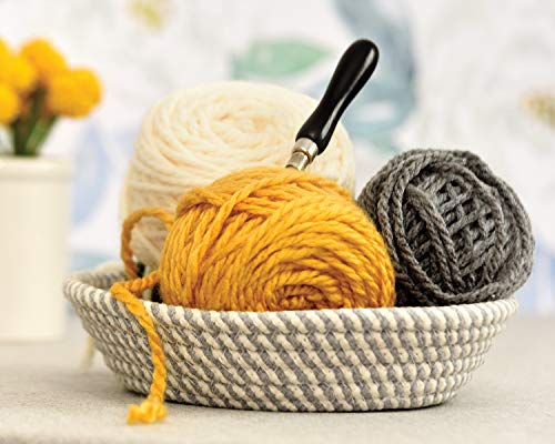 Pretty Punch Needle: Modern Projects, Creative Techniques, and Easy Instructions for Getting Started,Used