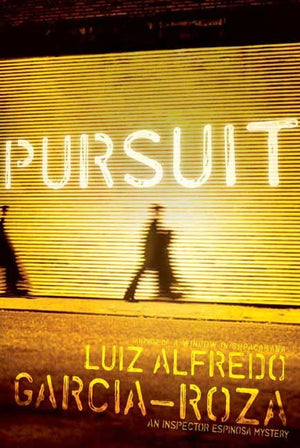 Pursuit: An Inspector Espinosa Mystery (Inspector Espinosa Mysteries),Used