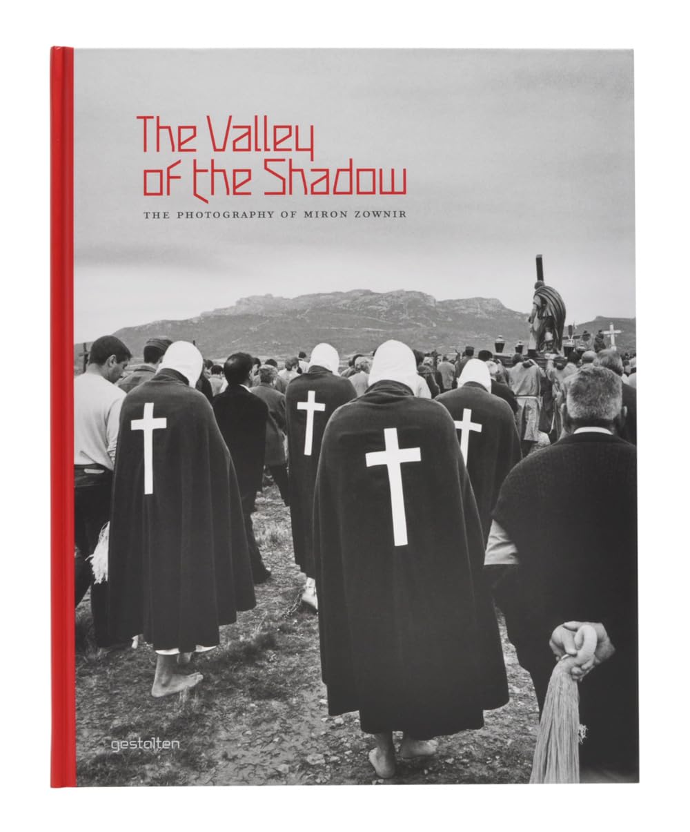 The Valley of the Shadow: The Photography of Miron Zownir,New