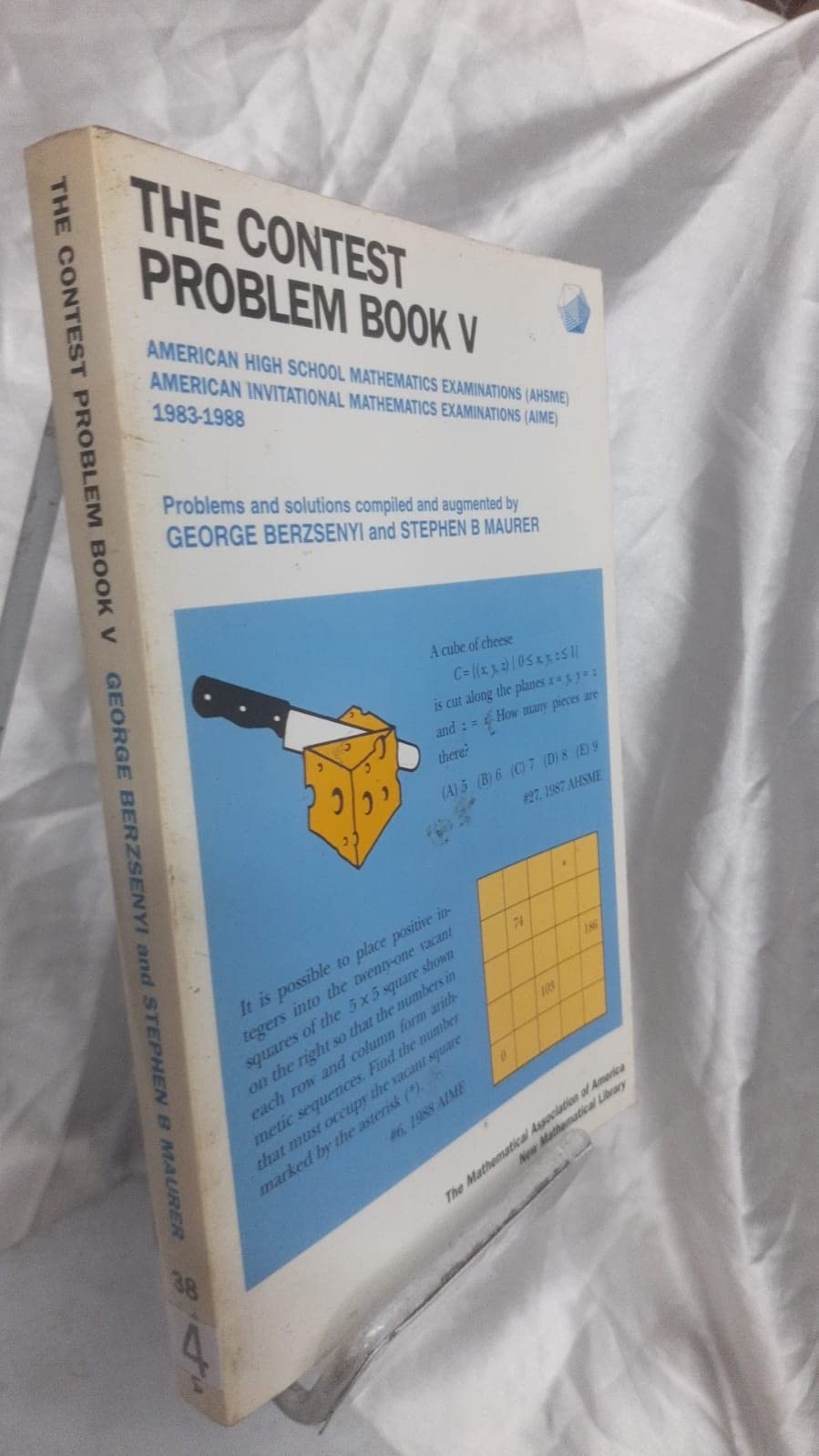 The Contest Problem Book V: American High School Mathematics Examinations (Ahsme) / American Invitational Mathematics Examinatio
