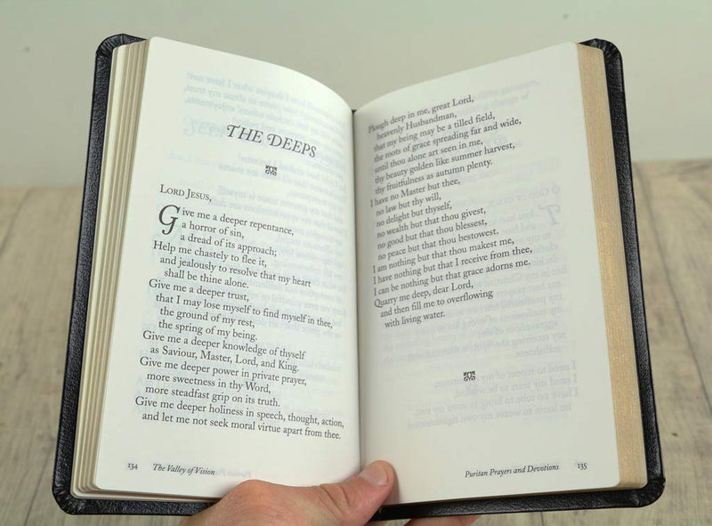 The Valley of Vision: A Collection of Puritan Prayers & Devotions,Used