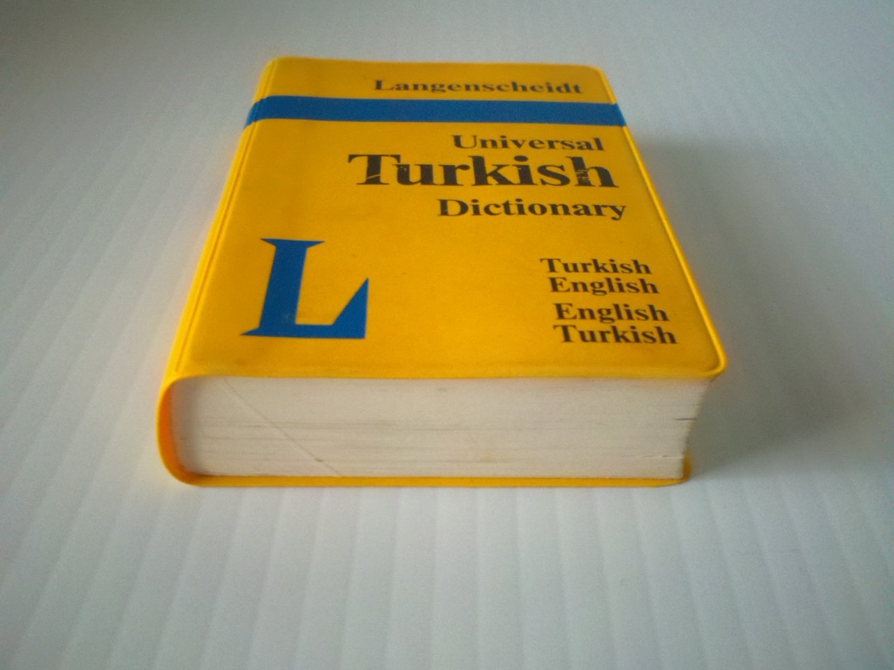 Langenscheidt's Universal Turkish Dictionary: TurkishEnglish/EnglishTurkish (English and Turkish Edition),Used