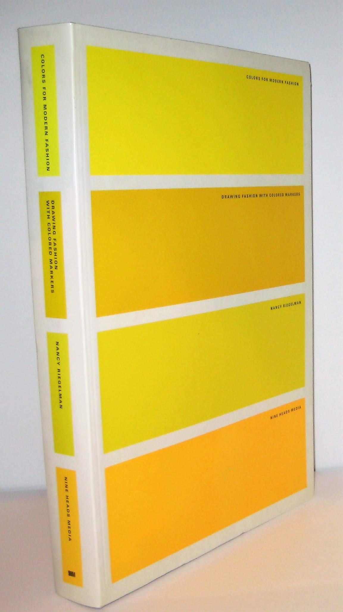 Colors for Modern Fashion: Drawing Fashion with Colored Markers,New