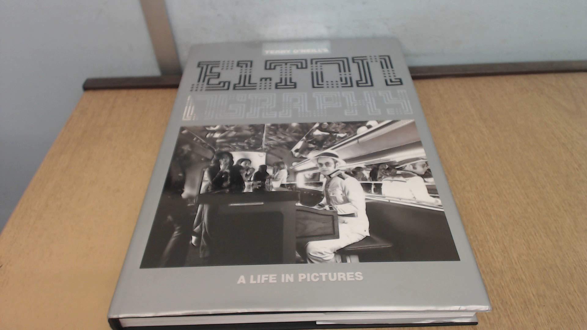 Eltonography: A Life in Pictures,Used