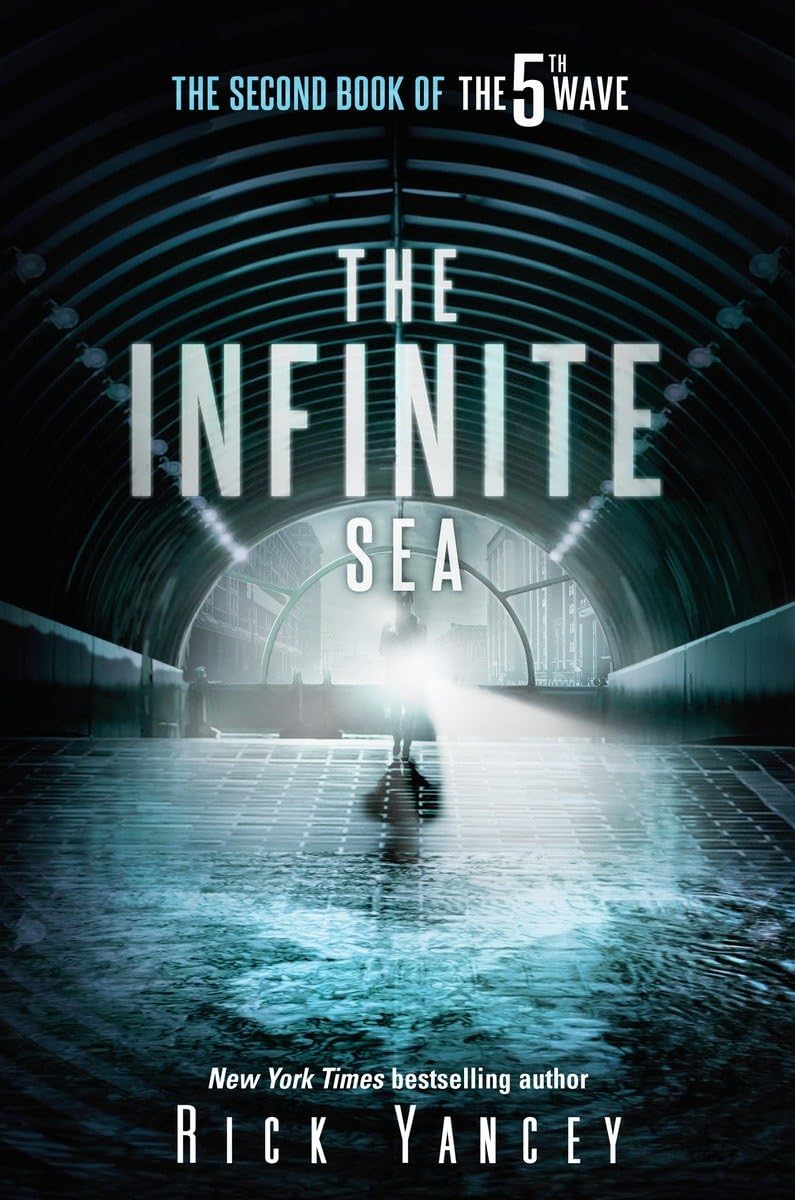 The Infinite Sea: The Second Book of the 5th Wave,Used