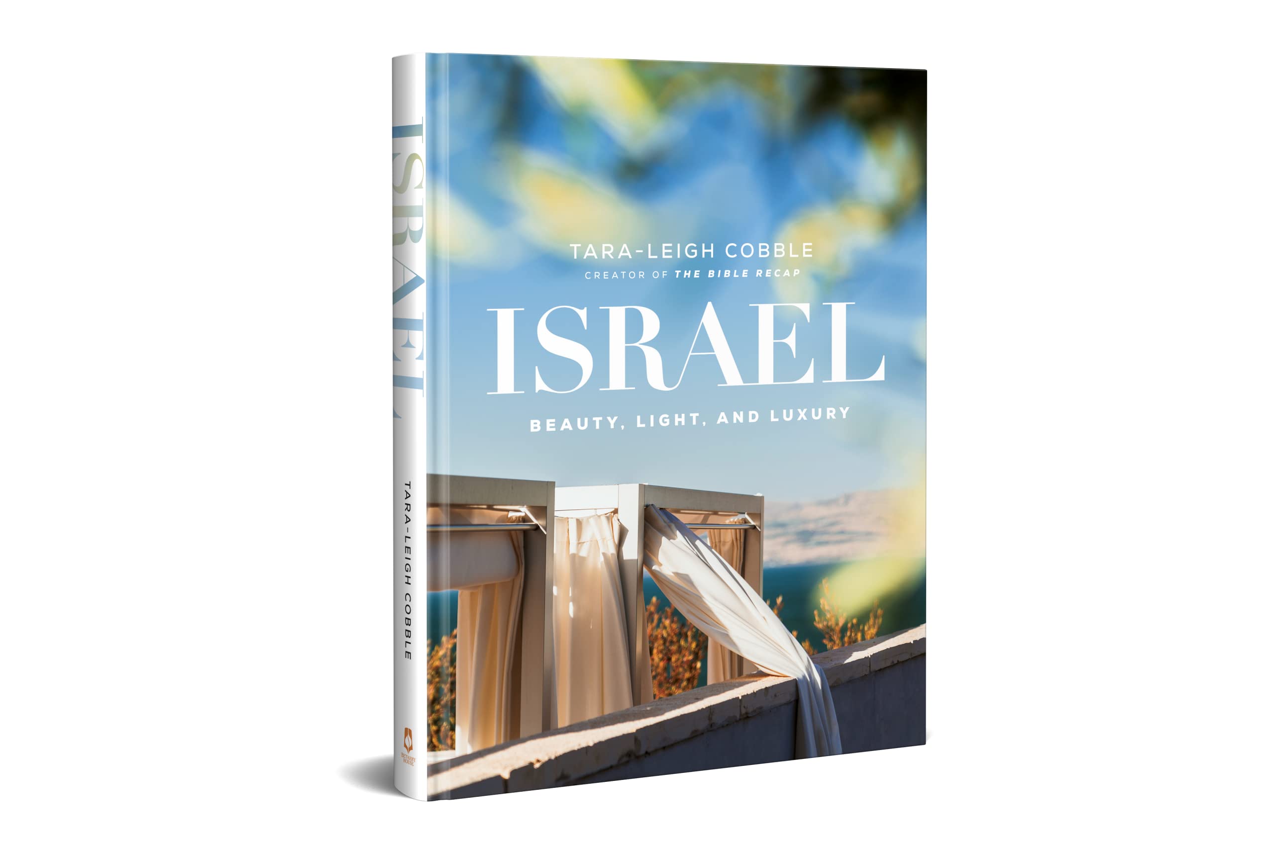 Israel: Beauty, Light, and Luxury (A Vibrant, FullColor Coffee Table Book with 350 Photos of the Holy Land's Features, Flora, &,Used