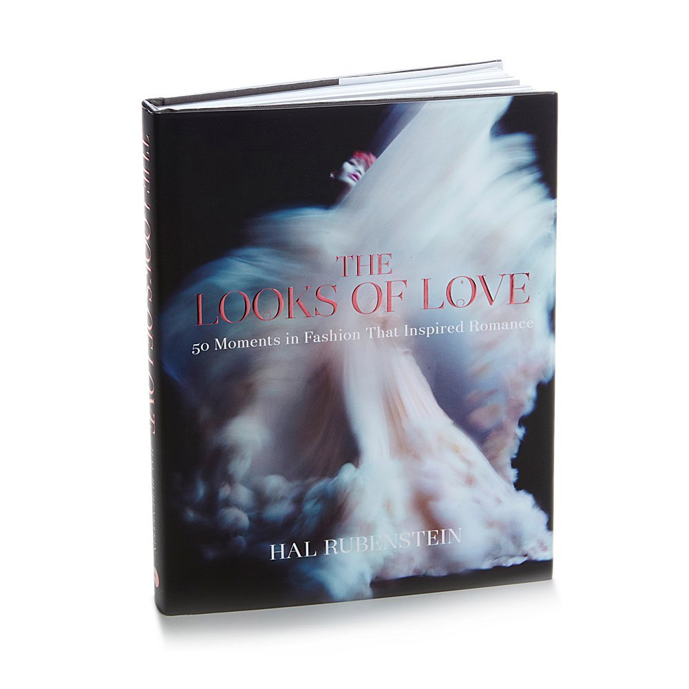 The Looks of Love: 50 Moments in Fashion That Inspired Romance,Used