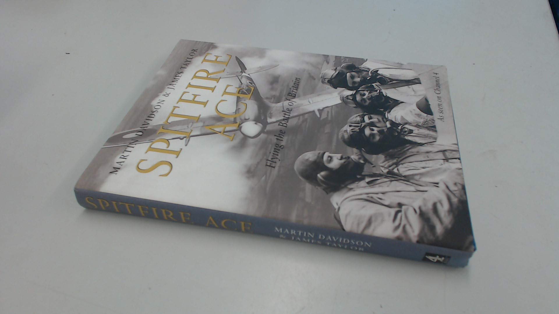 Spitfire Ace: Flying the Battle of Britain,Used