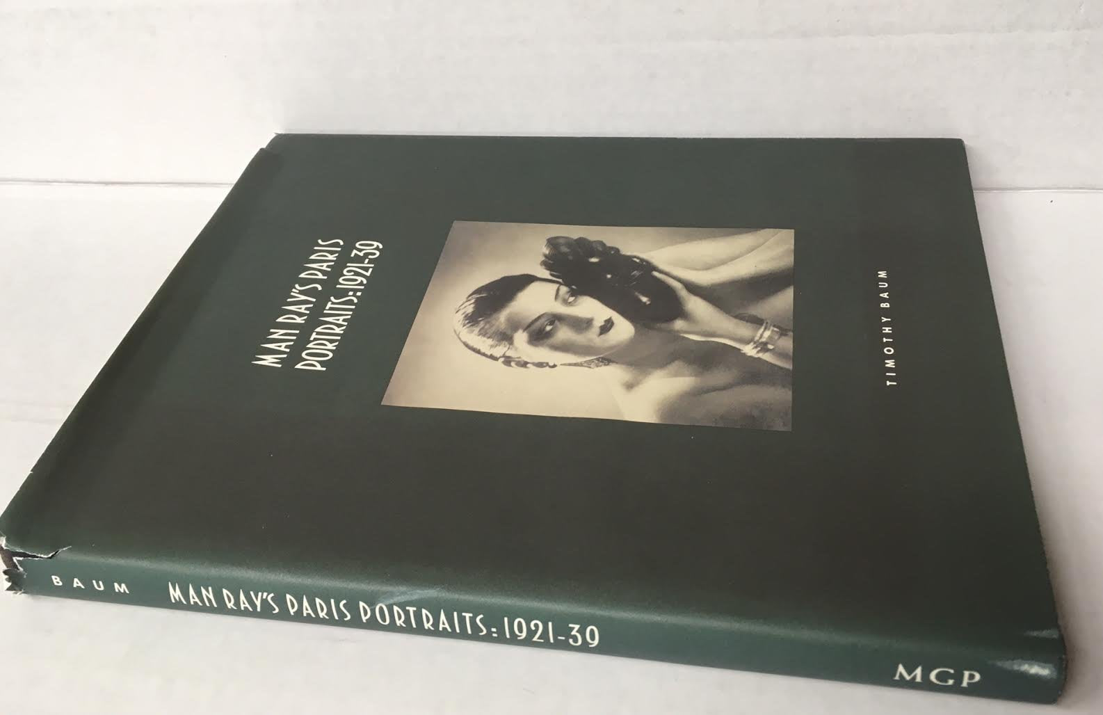 Man Ray's Paris: Portraits: 192139,Used