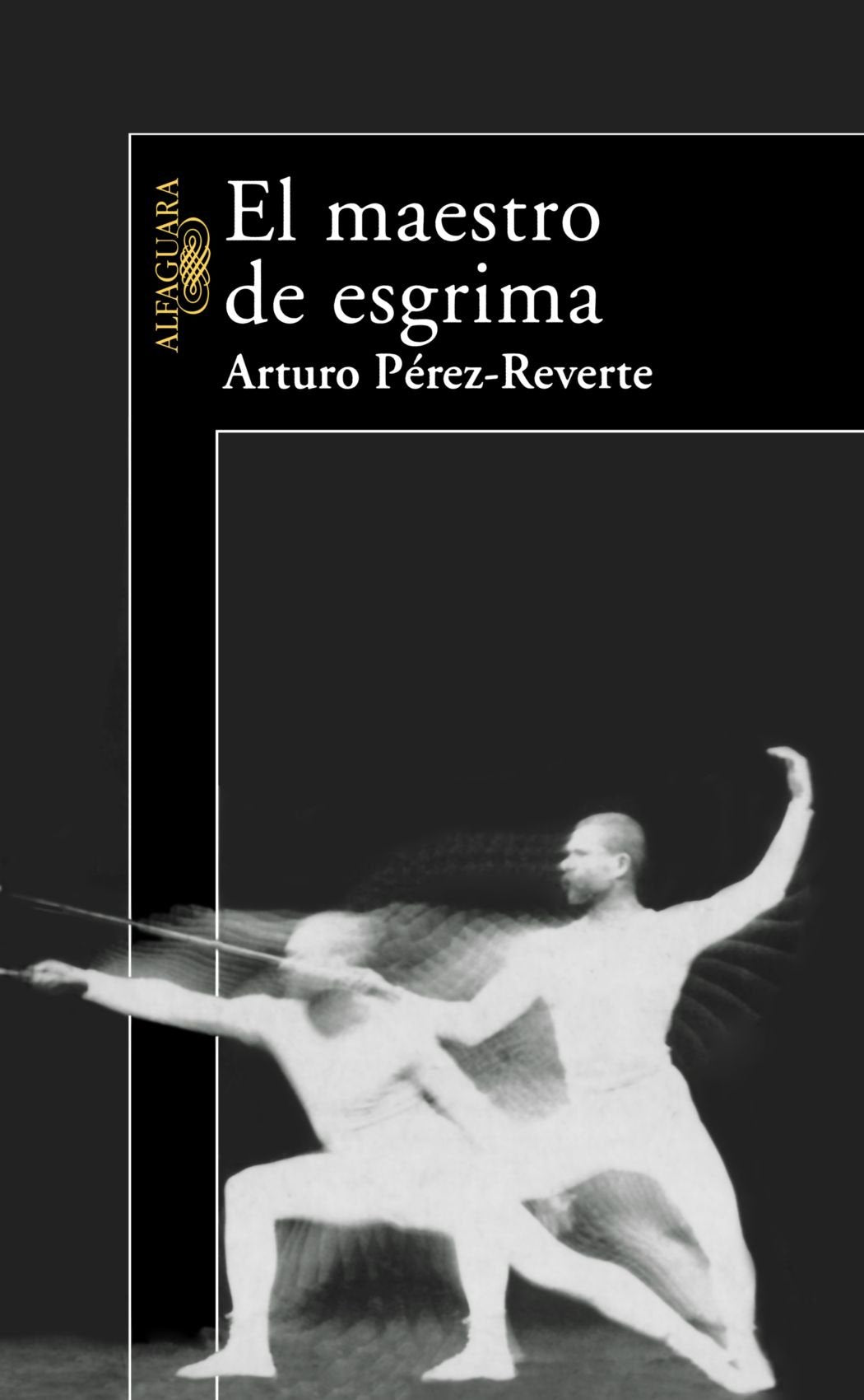 El Maestro De Esgrima/the Fencing Master (Spanish Edition),Used