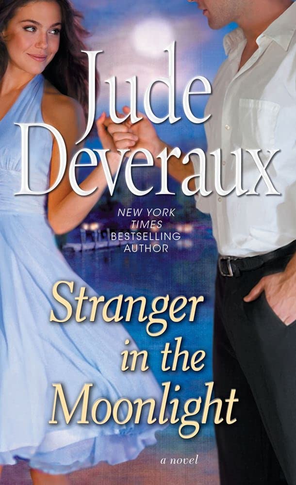 Stranger In The Moonlight (Moonlight Trilogy, Book 2),Used