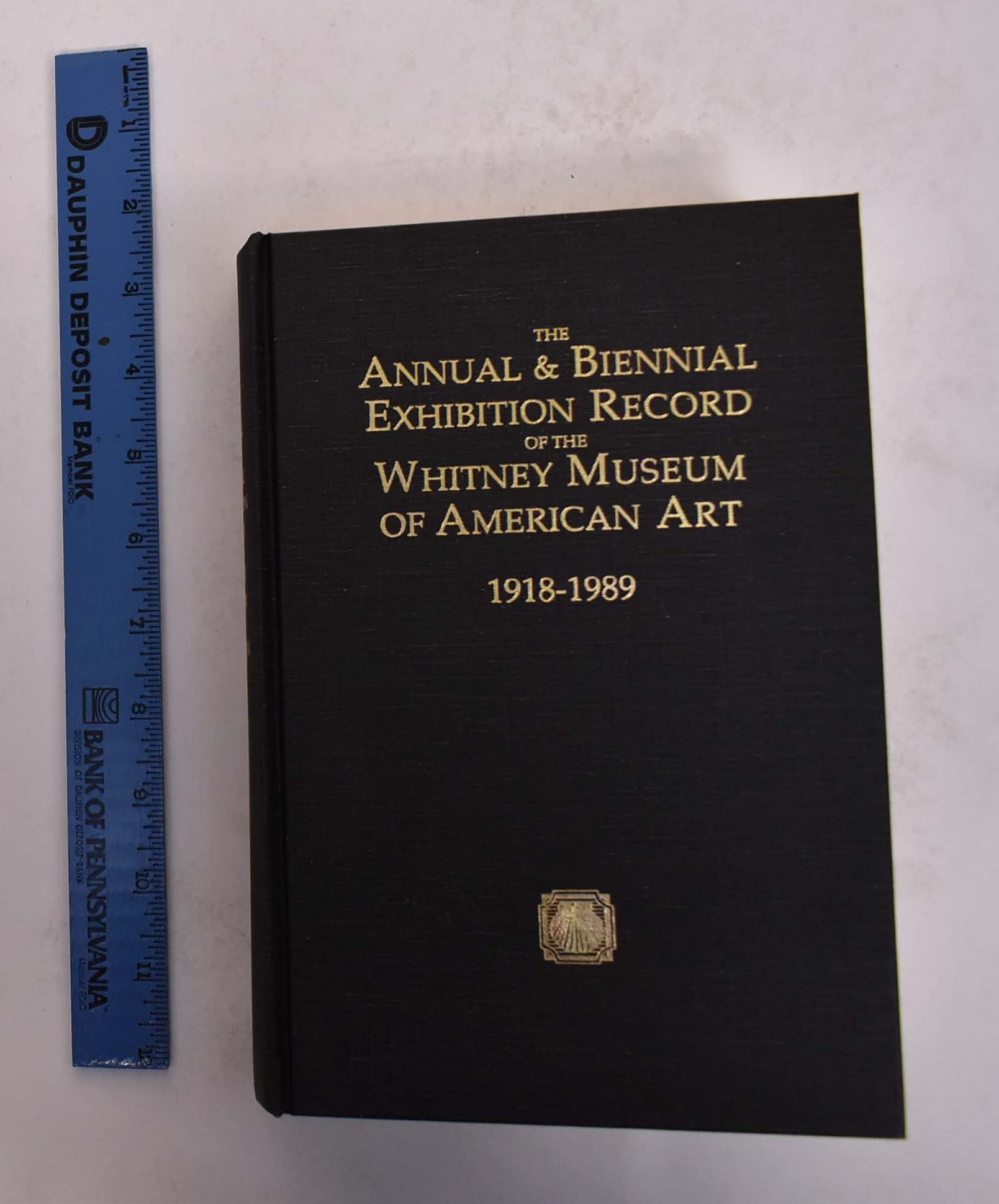 The Annual and Biennial Exhibition Record of the Whitney Museum of American Art: 19181989 (The Exhibition Record Series),Used