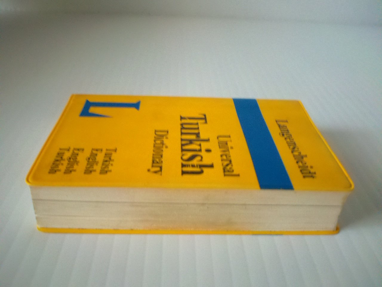 Langenscheidt's Universal Turkish Dictionary: TurkishEnglish/EnglishTurkish (English and Turkish Edition),Used