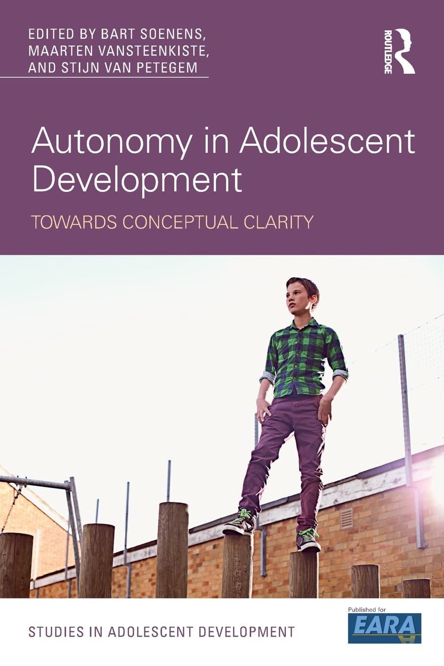 Autonomy in Adolescent Development (Studies in Adolescent Development),Used