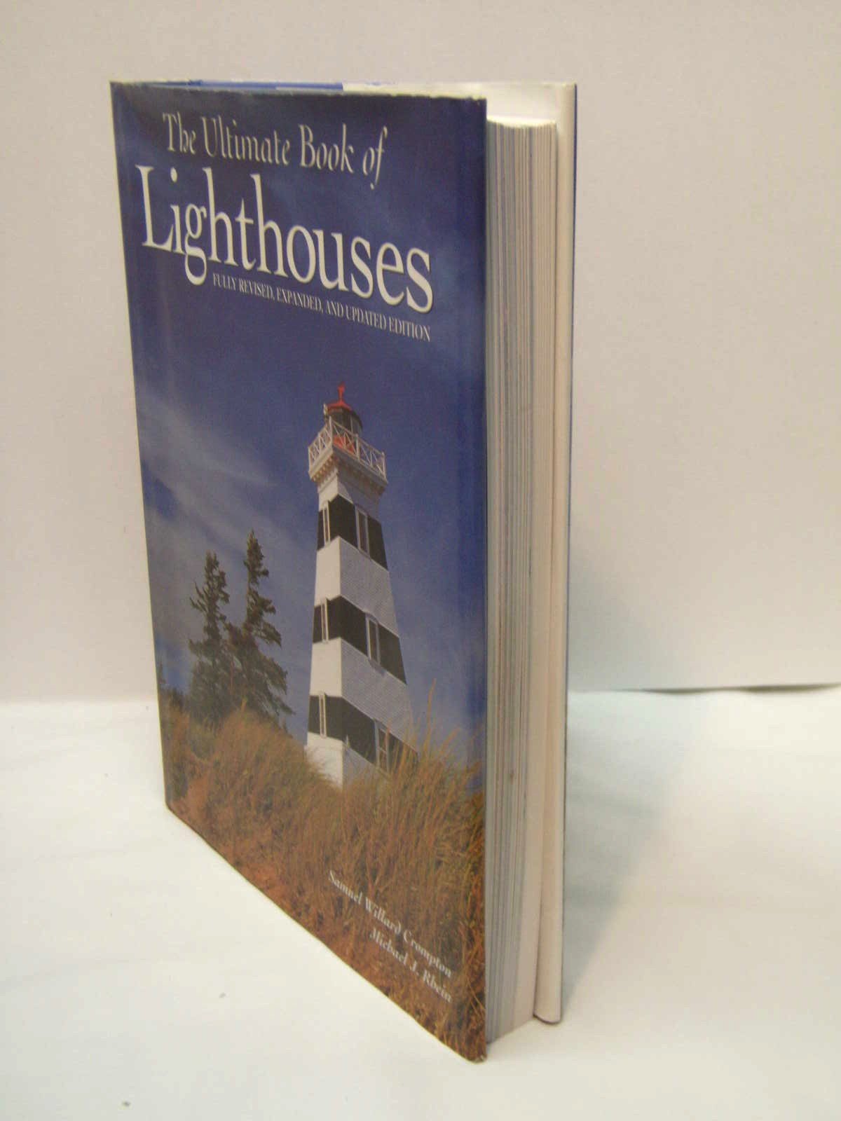 The Ultimate Book of Lighthouses,New